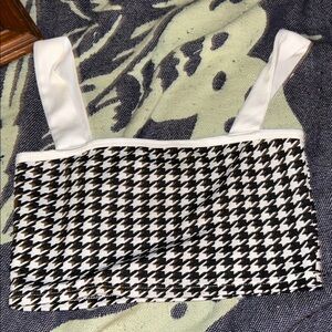 Stylish Black and White Houndstooth Women's Top